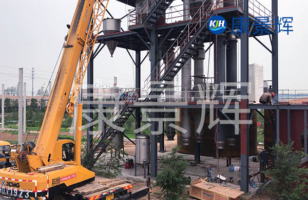 定制的三效蒸發器，處理效果更好，更適合。