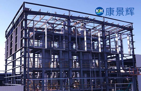 在管式多效蒸發器的變化過程中，起初的參數變化是非常劇烈的，使用較小的時間步長